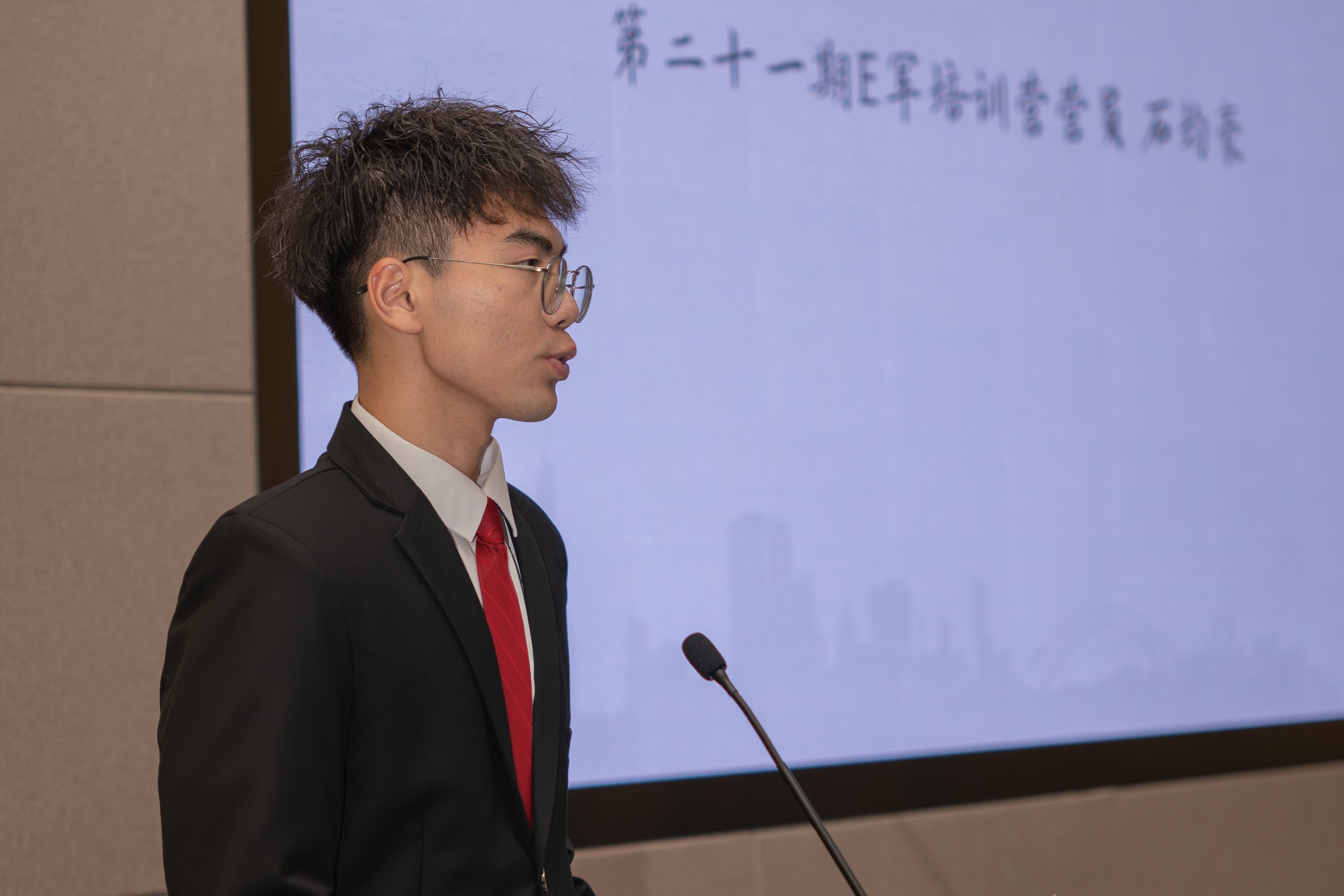 图4.jpg