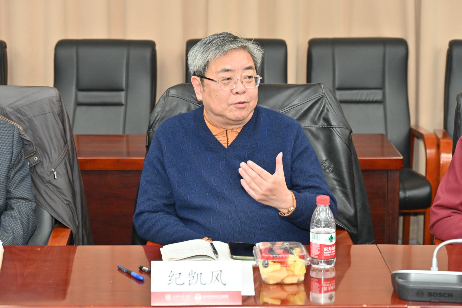 图9.1.jpg