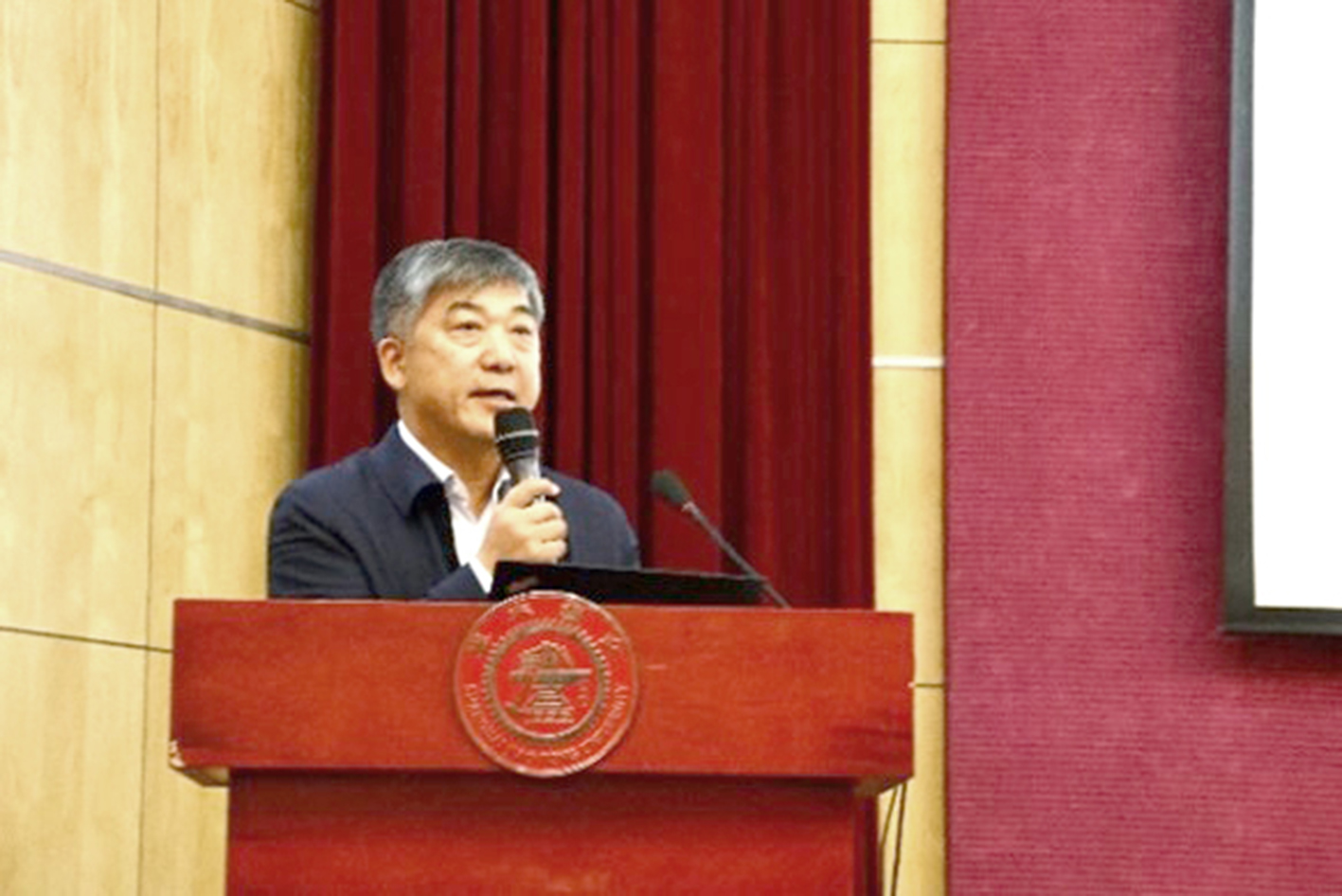 图片12李鸿儒.jpg 图片12李鸿儒.jpg